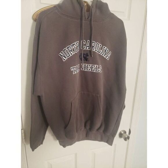 Hoodie north Carolina varsity brand size large - Picture 1 of 4